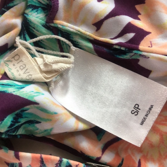 😎 Tori Praver swim - Picture 8 of 12